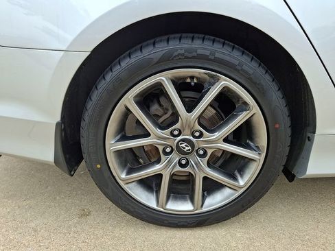 Used 2018 Hyundai Sonata Limited FWD image 28