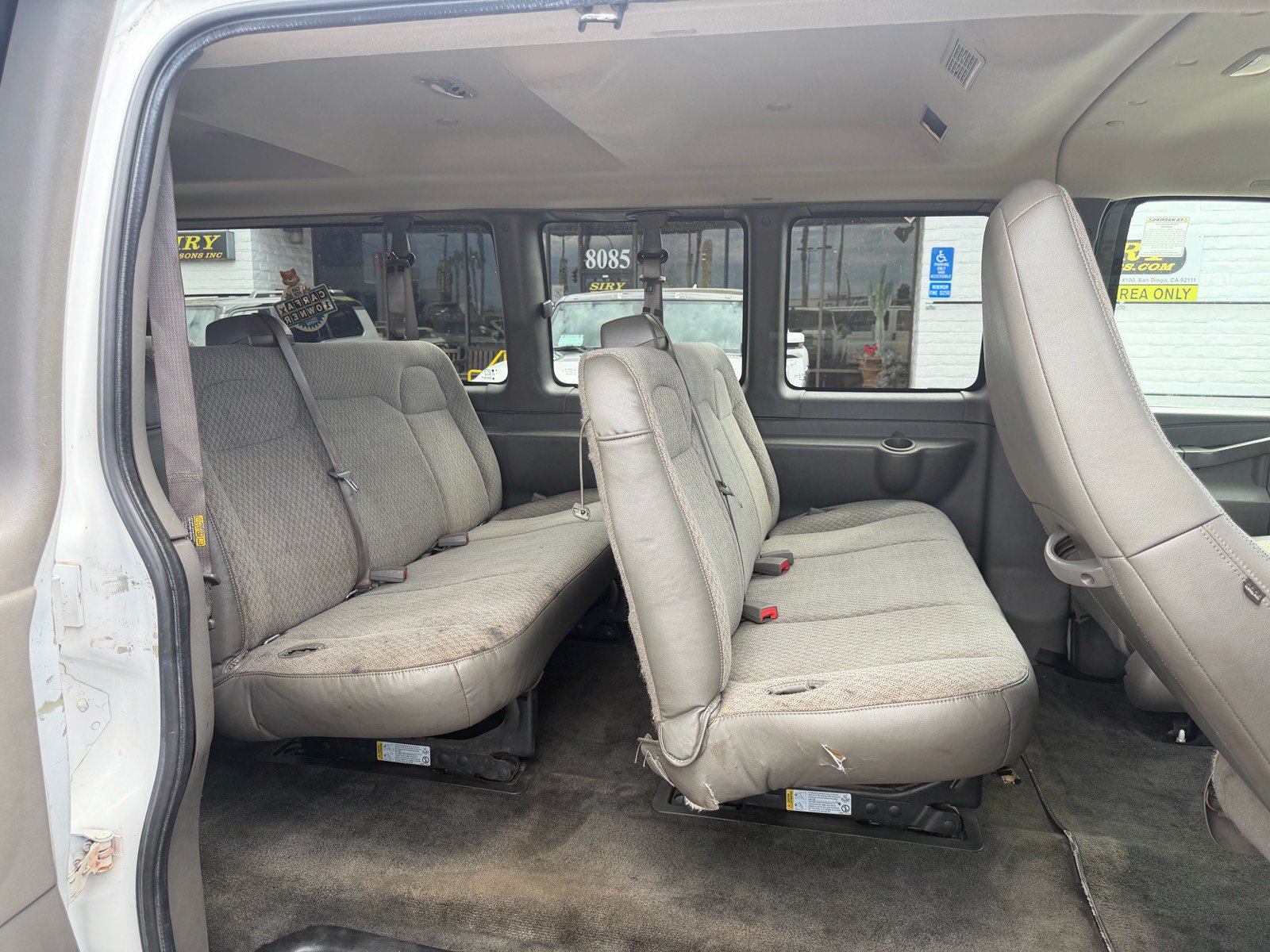 Used 2018 Chevrolet Express 3500 LT w/ LT Preferred Equipment Group RWD image 11