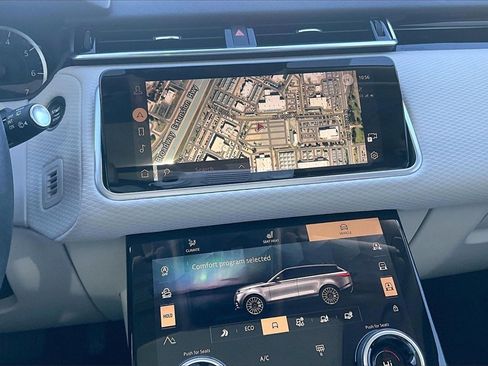 Used 2023 Land Rover Range Rover Velar S image 6