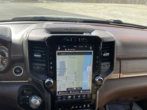 Used 2019 RAM 1500 Limited image 17