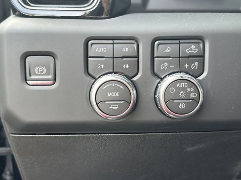 New 2026 GMC Sierra 2500 AT4 w/ AT4 Premium Plus Package image 20