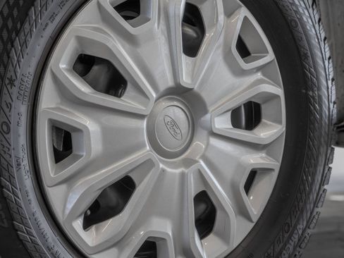 Used 2025 Ford Transit 250 Low Roof w/ Exterior Upgrade Package RWD image 29