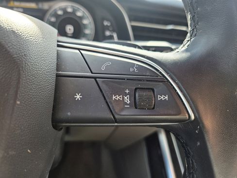 Used 2022 Audi Q7 3.0T Premium image 16