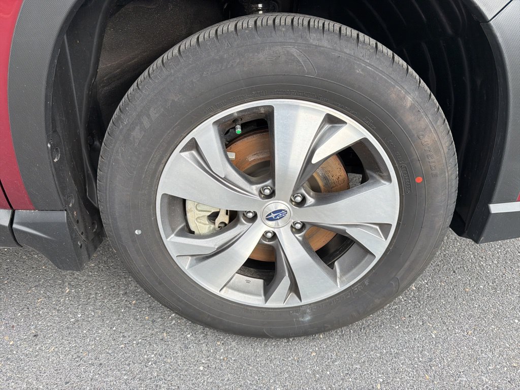 Certified 2025 Subaru Ascent Premium AWD/4WD image 10