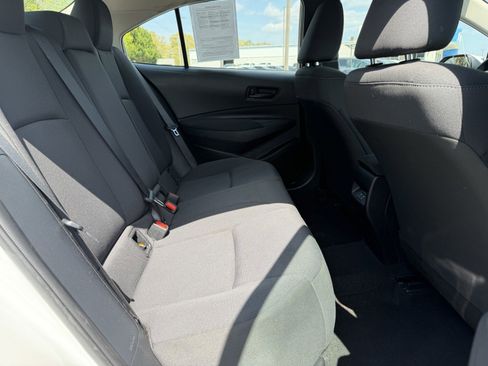 Used 2024 Toyota Corolla LE image 11