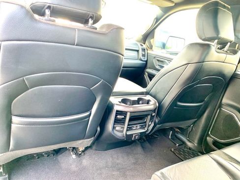 Used 2025 RAM 1500 Laramie AWD/4WD image 18