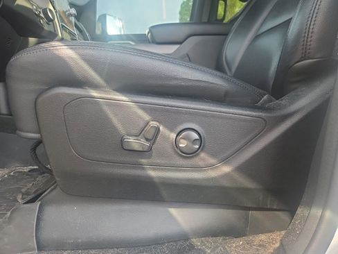 Used 2023 RAM 1500 Big Horn image 2