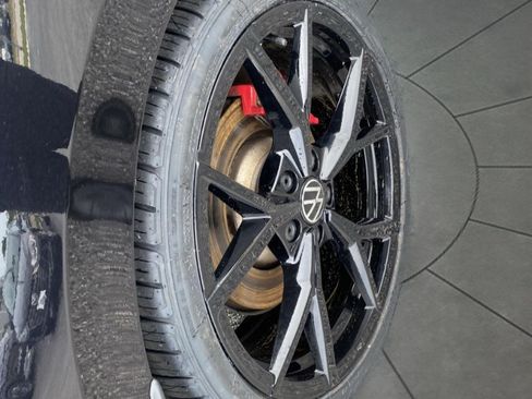 Used 2024 Volkswagen GTI SE FWD image 6