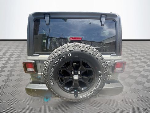 Used 2023 Jeep Wrangler Unlimited w/ Cold Weather Group AWD/4WD image 7