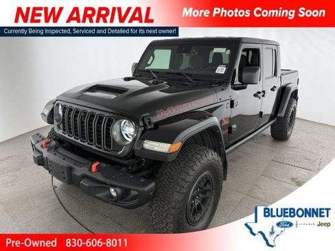Used 2024 Jeep Gladiator Mojave AWD/4WD image 1