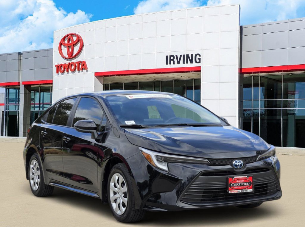 Certified 2024 Toyota Corolla LE FWD image 2
