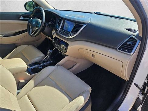 Used 2017 Hyundai Tucson Limited image 22