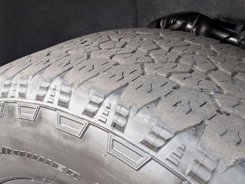 Used 2024 GMC Sierra 2500 AT4 w/ AT4 Premium Plus Package image 10