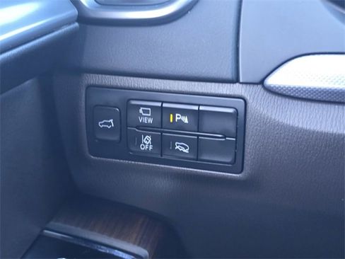 Used 2023 MAZDA CX-9 Signature image 24