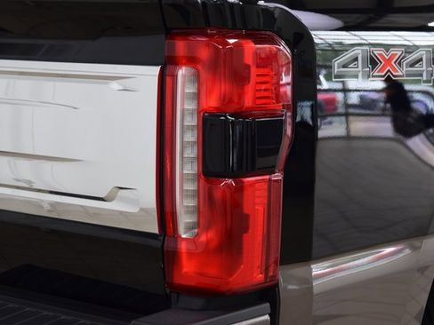 Used 2023 Ford F250 King Ranch image 17