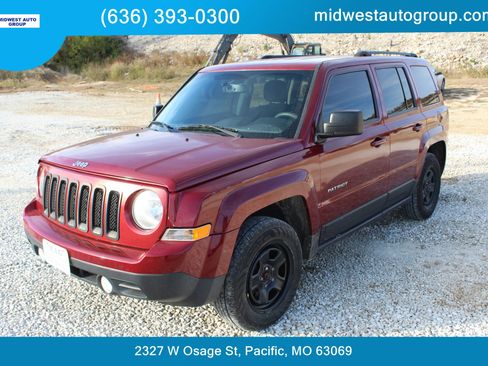 Used 2017 Jeep Patriot Sport w/ Power Value Group image 1