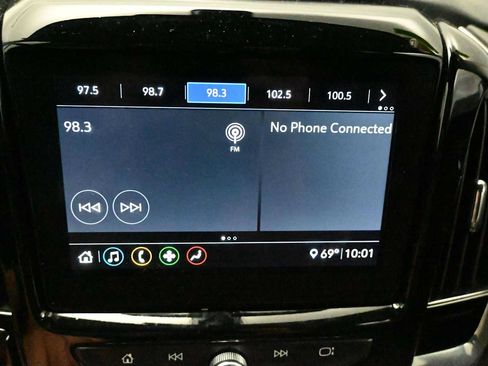 Used 2020 Chevrolet Traverse LT w/ LPO, Blackout Package AWD/4WD image 12