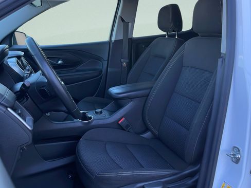 Used 2024 GMC Terrain SLE AWD/4WD image 22