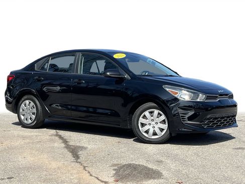 Used 2022 Kia Rio S image 2