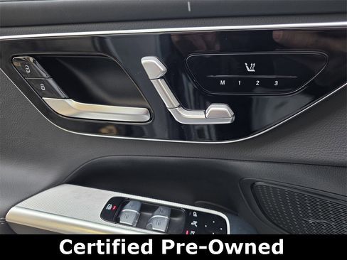 Certified 2025 Mercedes-Benz GLC 300 4MATIC image 30