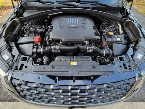 Used 2018 Land Rover Range Rover Velar R-Dynamic SE AWD/4WD image 19