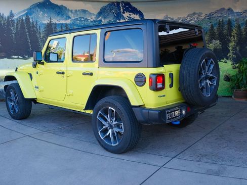 Used 2024 Jeep Wrangler Sport S w/ LED Headlamp & Fog Lamp Group image 4