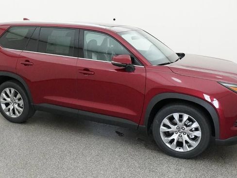 New 2026 Toyota Grand Highlander Limited image 12