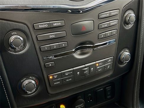 Used 2018 Nissan Armada SL w/ Moonroof Package image 12