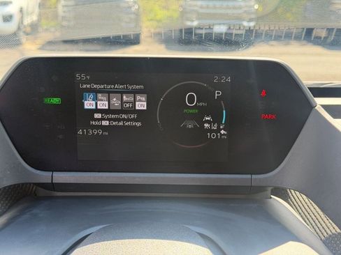 Used 2023 Subaru Solterra AWD image 12