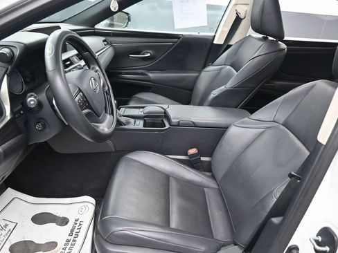 Used 2020 Lexus ES 350 w/ Premium Package image 28