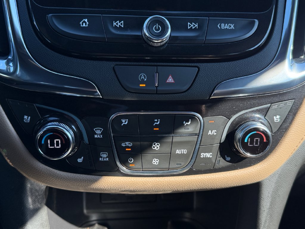 Used 2023 Chevrolet Equinox Premier FWD image 18