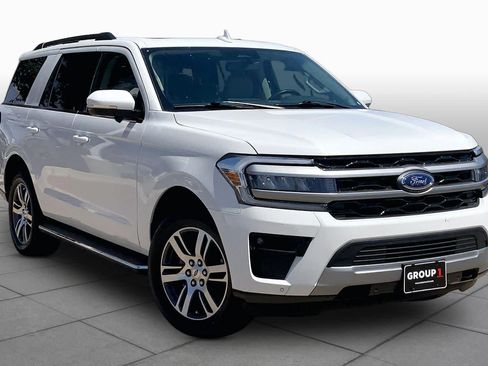Certified 2023 Ford Expedition XLT AWD/4WD image 3