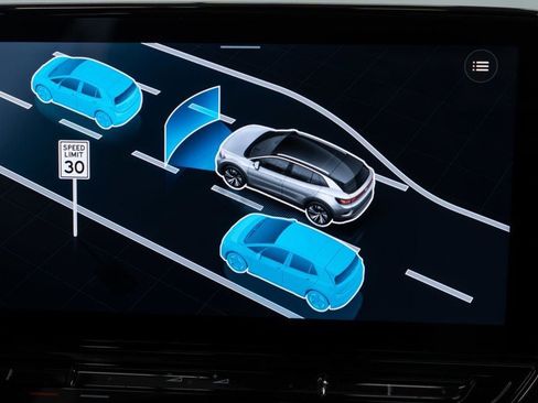 Used 2023 Volkswagen ID.4 Pro S Plus image 23