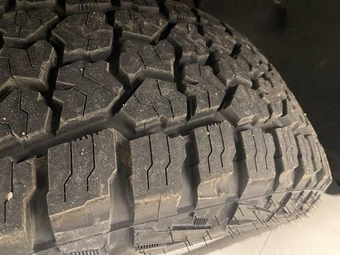 Used 2024 Chevrolet Silverado 2500 High Country w/ High Country Premium Package image 30