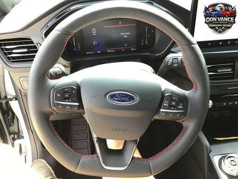 Used 2024 Ford Escape ST-Line w/ Tech Pack #1 AWD/4WD image 14