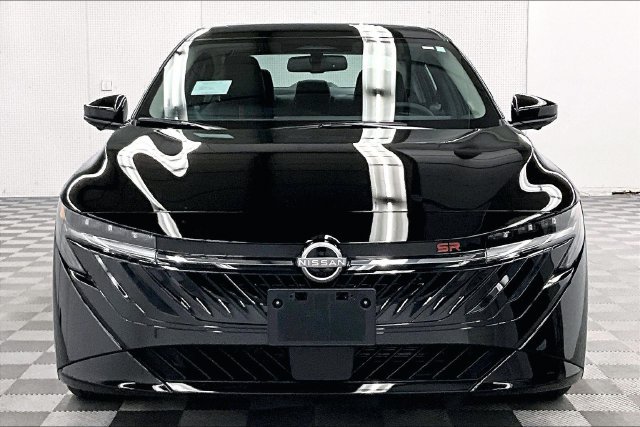 New 2027 Nissan Sentra SR w/ SR Premium Package FWD image 16