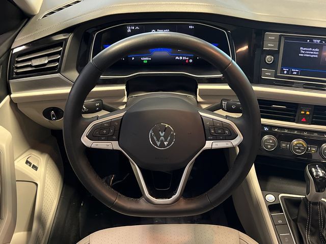 Certified 2024 Volkswagen Jetta SE FWD image 19