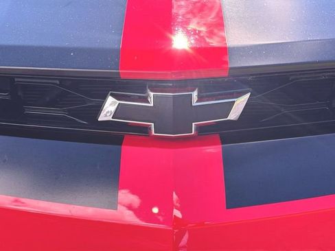 Used 2016 Chevrolet Camaro SS RWD image 33
