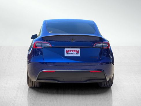 Used 2023 Tesla Model Y Performance AWD/4WD image 6