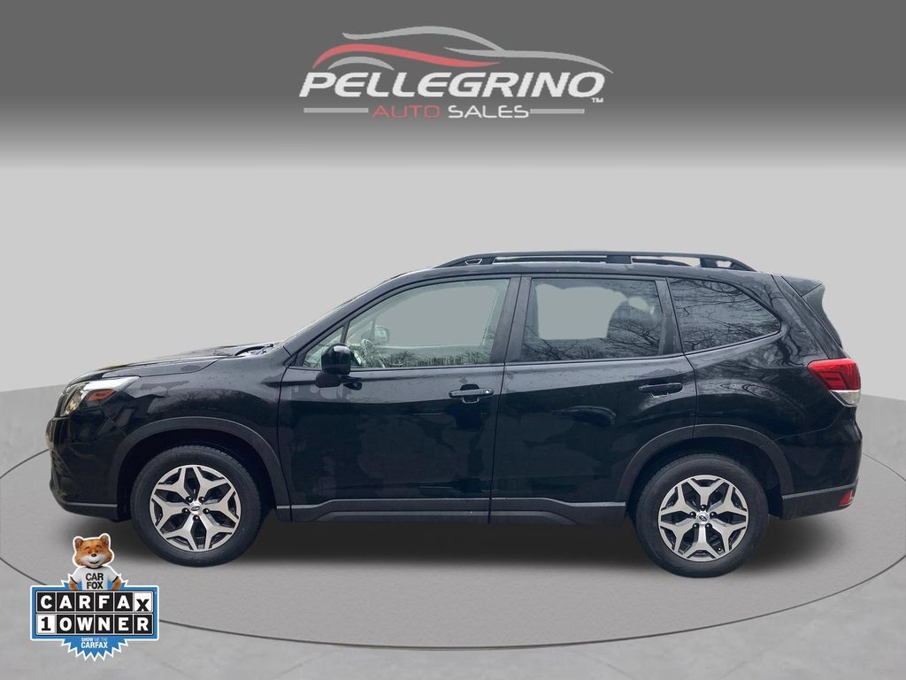 Used 2023 Subaru Forester Premium AWD/4WD image 3