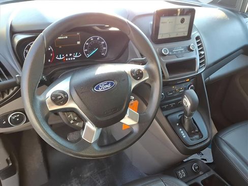 Used 2019 Ford Transit Connect XL image 5
