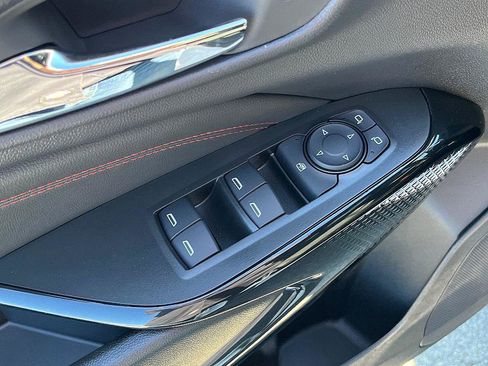 New 2026 Chevrolet Trax RS w/ Sunroof Package image 13