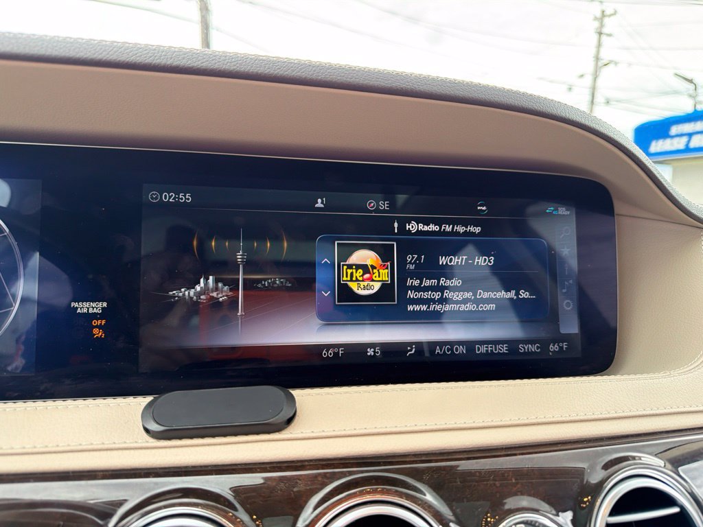 Used 2020 Mercedes-Benz S 560 4MATIC Sedan image 40