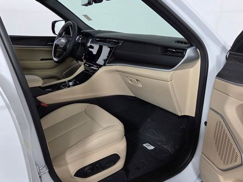 New 2026 Jeep Grand Cherokee Limited image 34