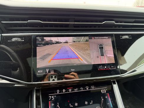 Used 2019 Audi Q8 Prestige w/ Towing Package image 24