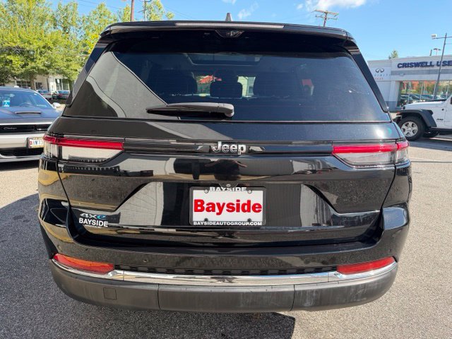 Used 2023 Jeep Grand Cherokee 4WD 4xe w/ Luxury Tech Group II image 27