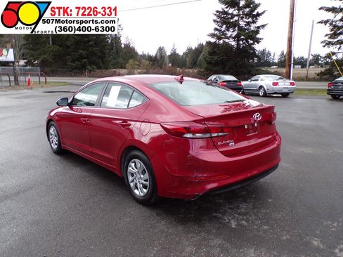 Used 2017 Hyundai Elantra SE image 6