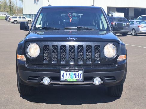 Used 2016 Jeep Patriot High Altitude AWD/4WD image 10
