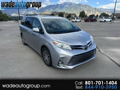 Used 2019 Toyota Sienna XLE w/ XLE Navigation Package