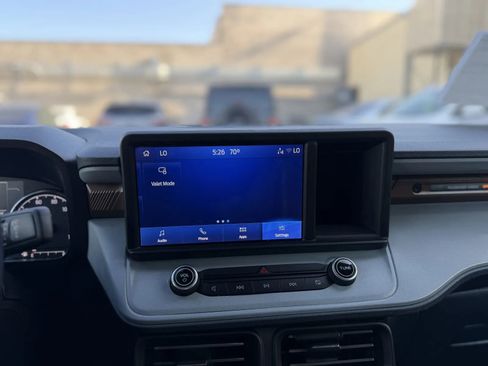 Used 2022 Ford Maverick Lariat w/ Lariat Luxury Package FWD image 34